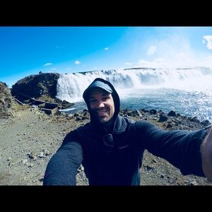 Meet your Posher, Larry